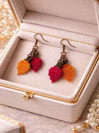 Erdbeer Häkelohrringe Rot-Orange – Handgefertigter Boho-Schmuck